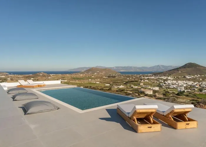 Sunrise Poem 2 וילה